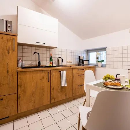 Apartman Am Dom Ii *