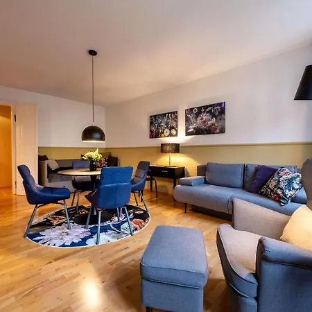 Apartment Am Dom Ii *